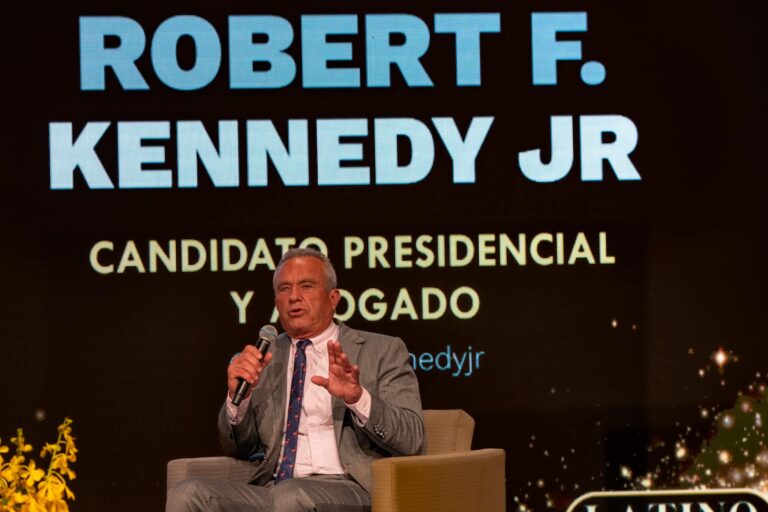 Robert F. Kennedy Jr. 2024 presidential campaign event photographed by Rijoun Murphy (DJ Ray) of Di-VerZe E.N.T (02)