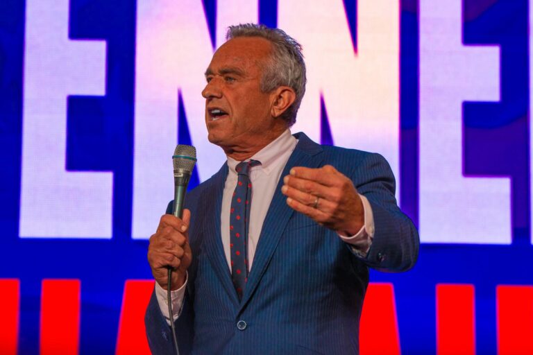 Robert F. Kennedy Jr. 2024 presidential campaign event photographed by Rijoun Murphy (DJ Ray) of Di-VerZe E.N.T (05)